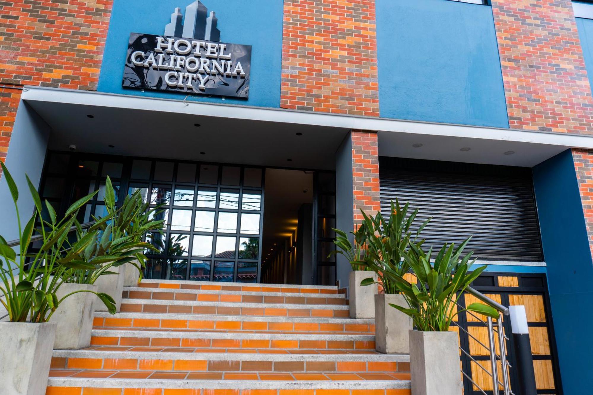 Hotel California City Medellín Exteriör bild