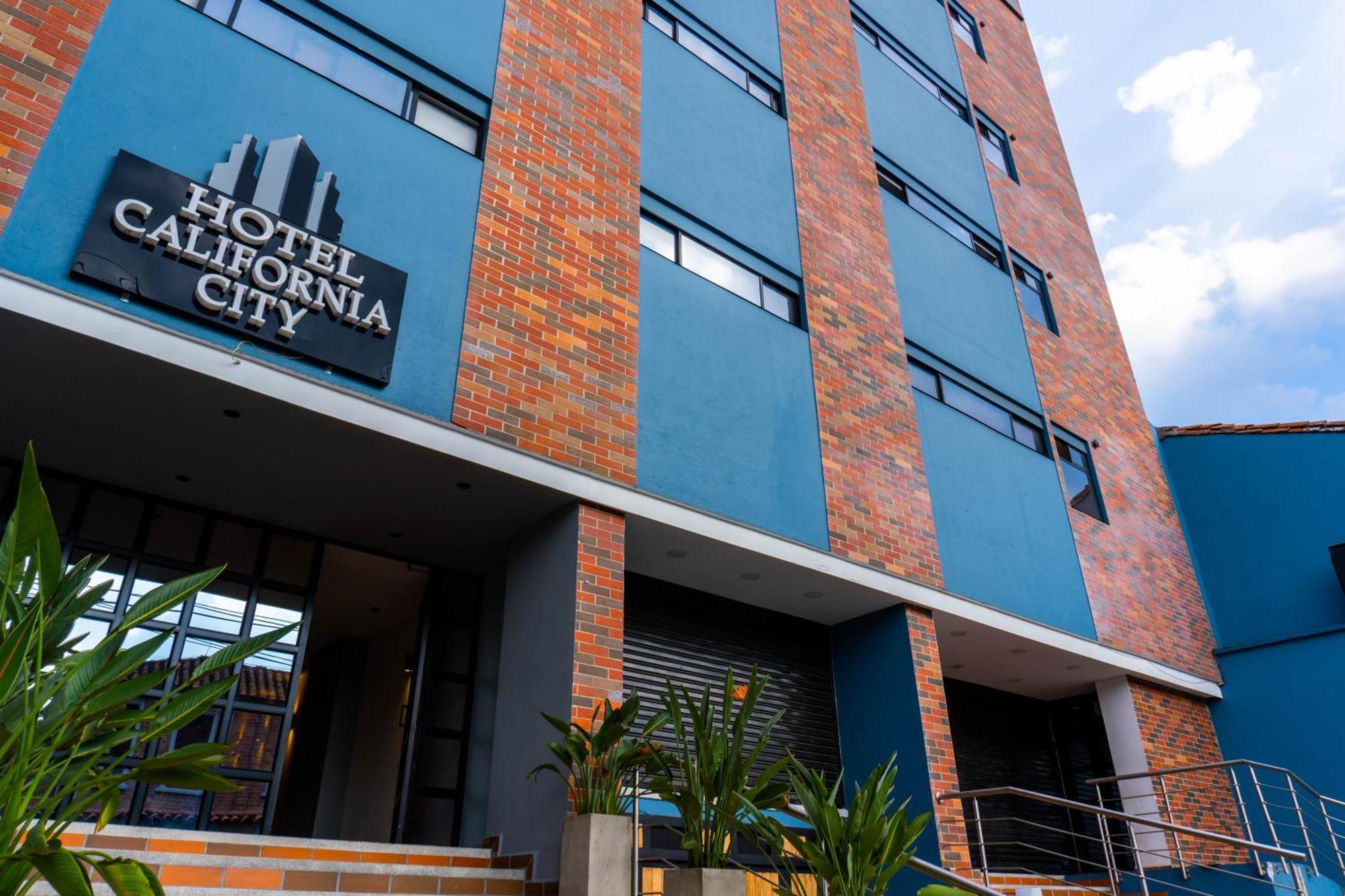 Hotel California City Medellín Exteriör bild